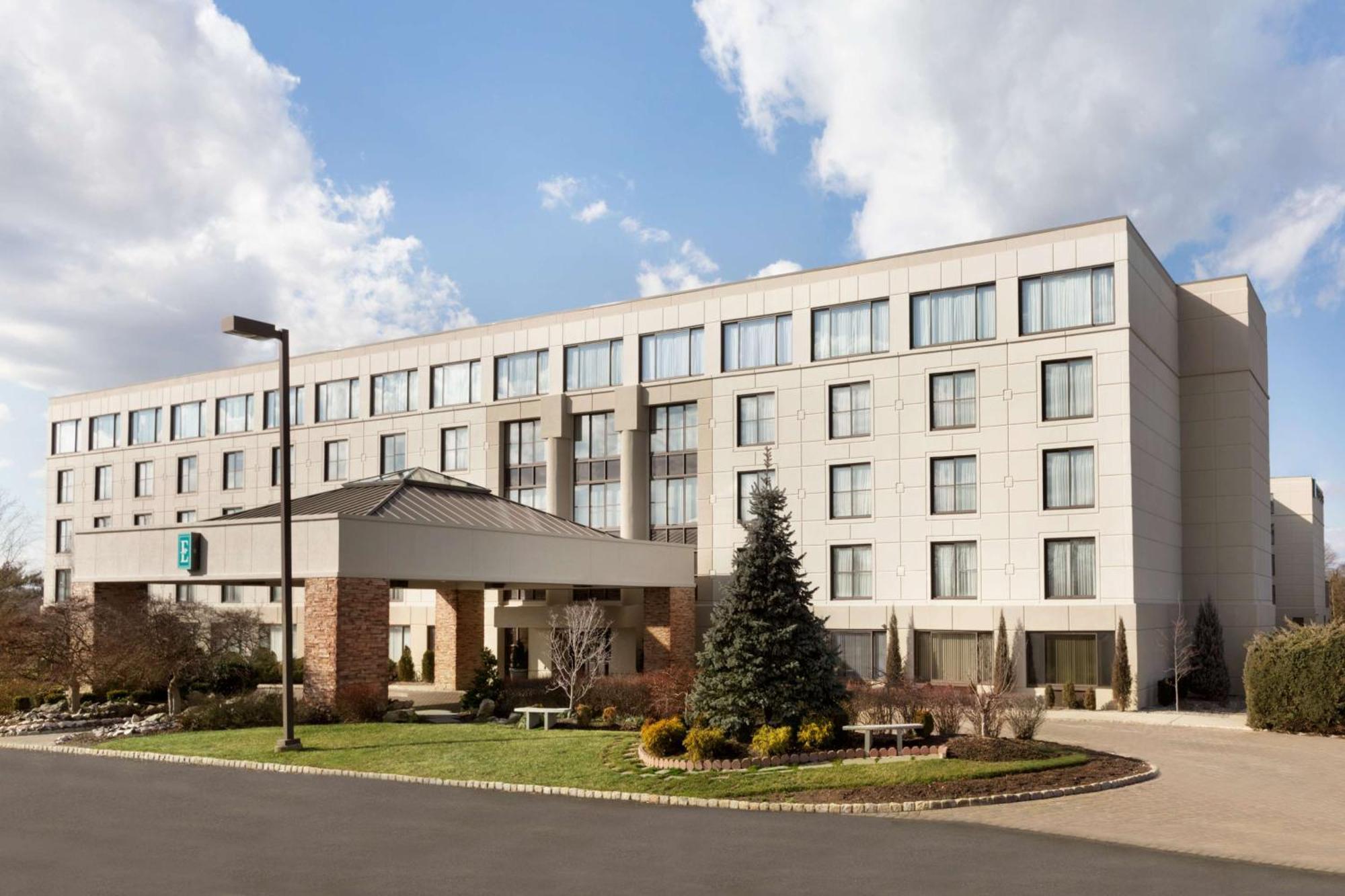 Embassy Suites By Hilton Piscataway Somerset Eksteriør billede