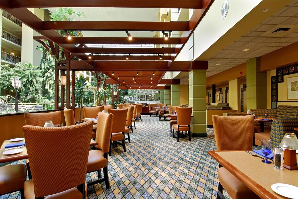 Embassy Suites By Hilton Piscataway Somerset Restaurant billede